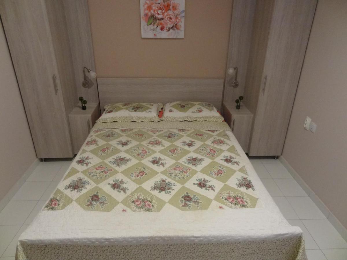 Central Park View Apartment Kalamata Bagian luar foto