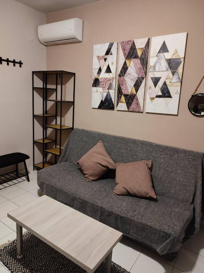 Central Park View Apartment Kalamata Bagian luar foto